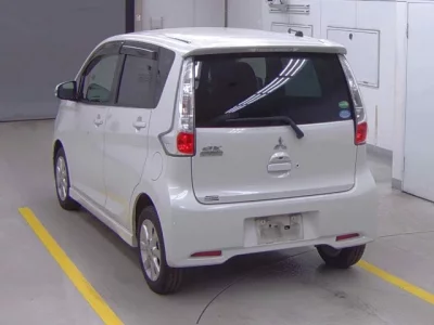 Mitsubishi EK CUSTOM