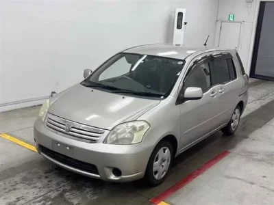Toyota RAUM