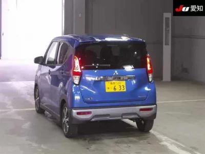 Mitsubishi EK X