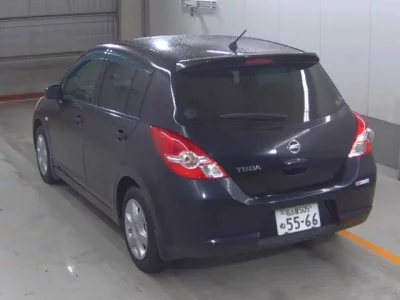 Nissan TIIDA