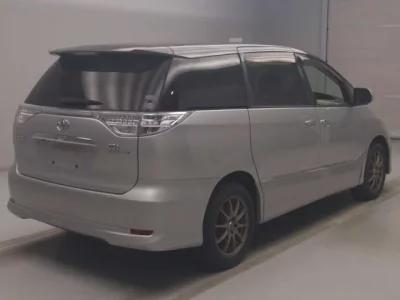 Toyota ESTIMA HYBRID