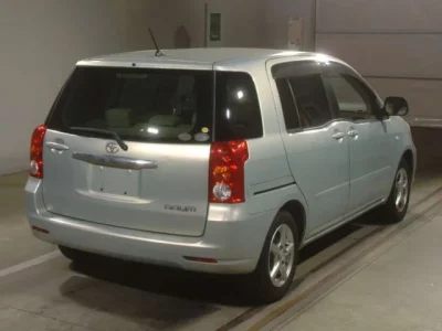 Toyota RAUM