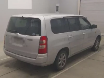 Toyota SUCCEED