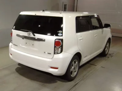 Toyota COROLLA RUMION