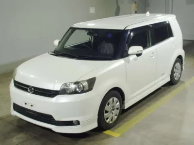 Toyota COROLLA RUMION