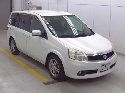 Nissan LAFESTA