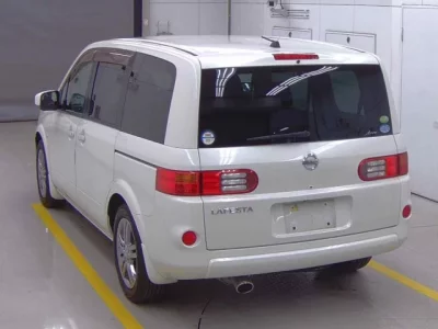 Nissan LAFESTA