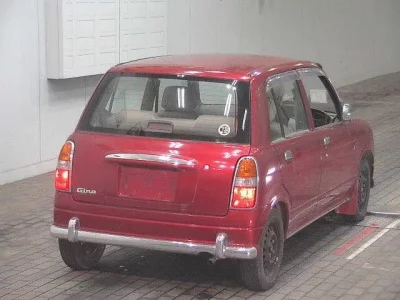 Daihatsu MIRA