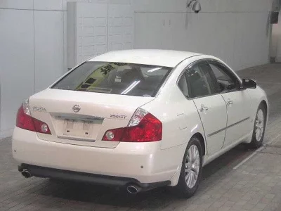 Nissan FUGA