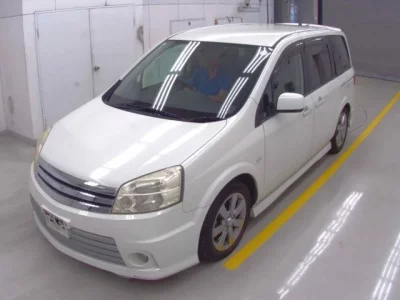 Nissan LAFESTA