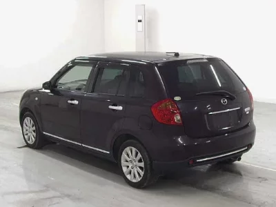 Mazda VERISA