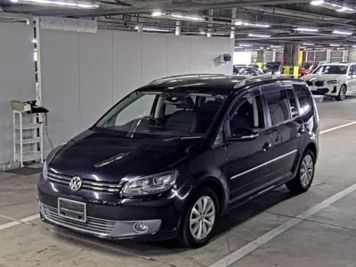 Volkswagen GOLF TOURAN