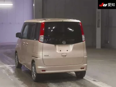 Nissan ROOX