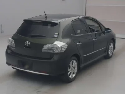 Toyota BLADE
