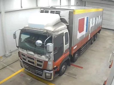 Isuzu TRUCK