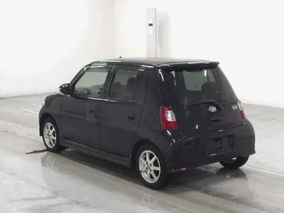 Daihatsu Esse