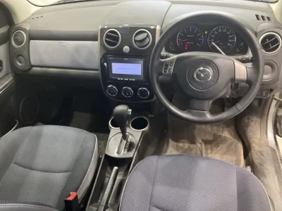 Mazda VERISA