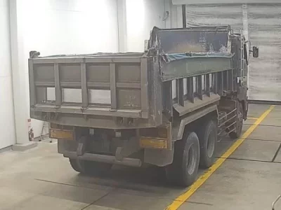 Hino TRUCK