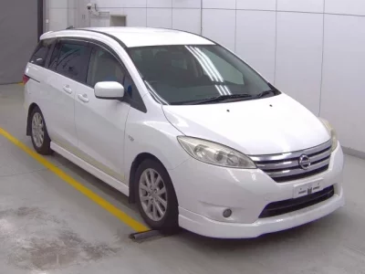Nissan LAFESTA