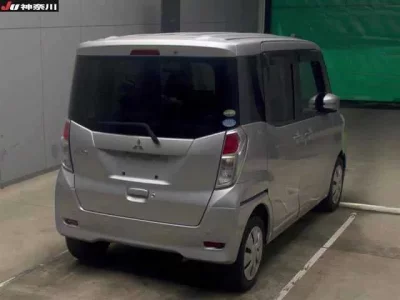 Mitsubishi EK SPACE