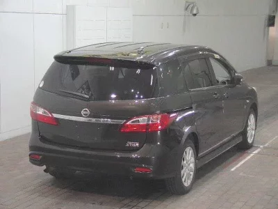 Nissan LAFESTA
