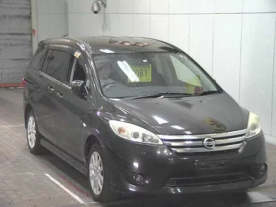Nissan LAFESTA