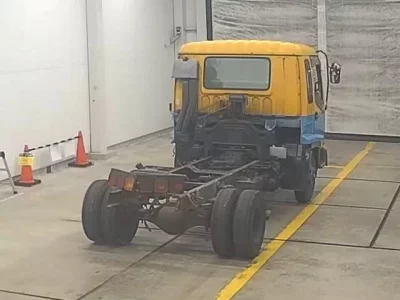 Isuzu FORWARD