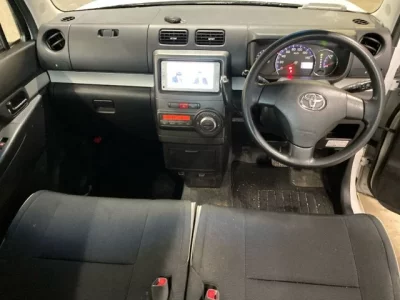 Toyota PIXIS SPACE