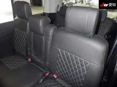 Mitsubishi DELICA D5