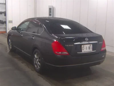 Nissan TEANA