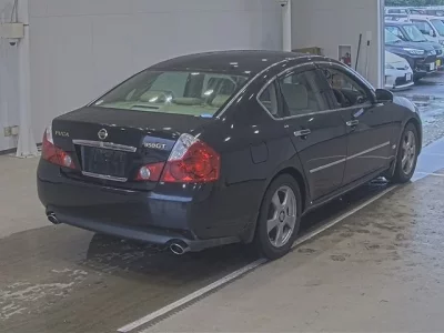 Nissan FUGA