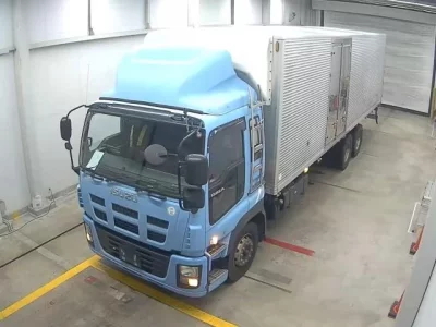 Isuzu TRUCK
