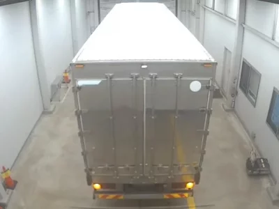 Isuzu TRUCK