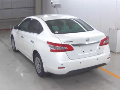 Nissan SYLPHY