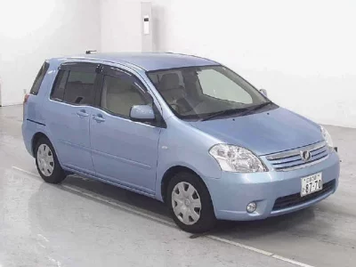 Toyota RAUM