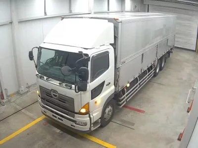 Hino TRUCK