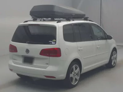 Volkswagen GOLF TOURAN
