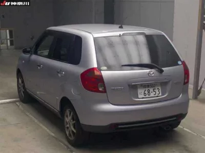 Mazda VERISA