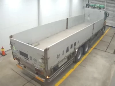 Hino TRUCK