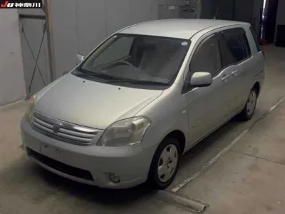 Toyota RAUM