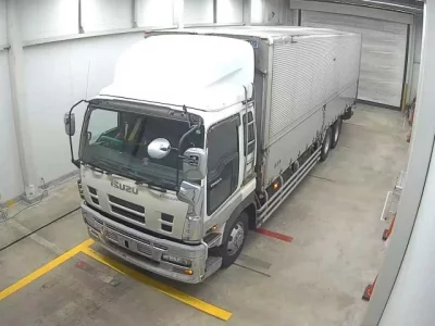 Isuzu TRUCK