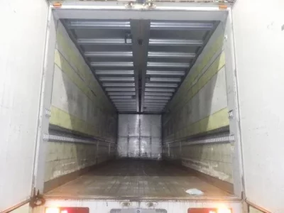 Isuzu TRUCK