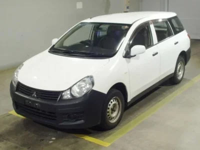Mitsubishi LANCER VAN