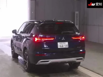 Mitsubishi OUTLANDER PHEV