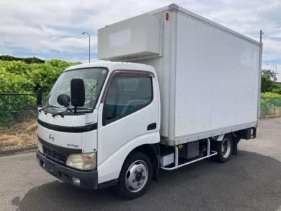 Hino DUTRO