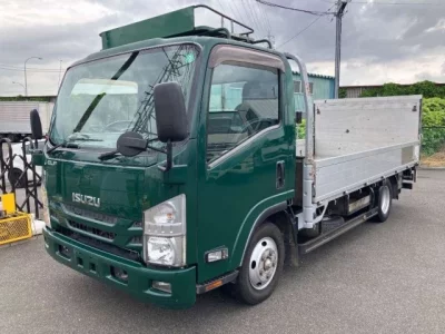 Isuzu ELF