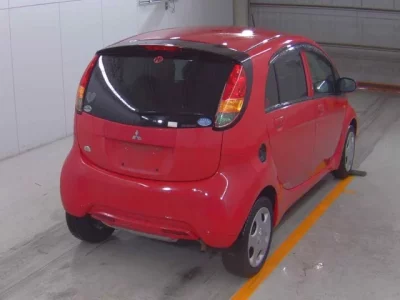 Mitsubishi I