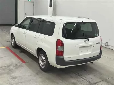 Toyota SUCCEED