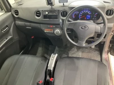 Subaru LUCRA