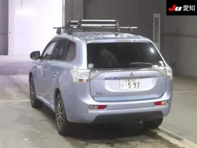 Mitsubishi OUTLANDER PHEV